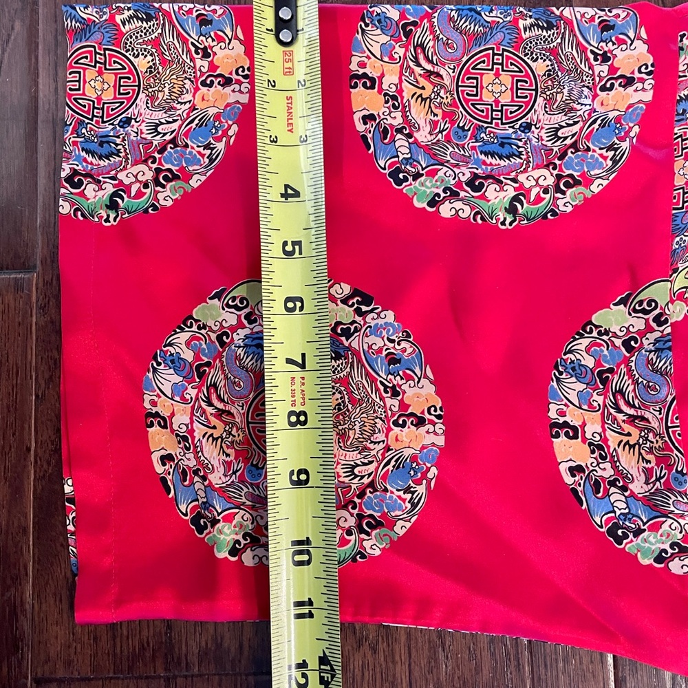 Vibrant Red Patterned Women's Robe - Picture 5 of 6